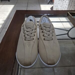 Women's Easy Spirit Tan Sneakers (G78)